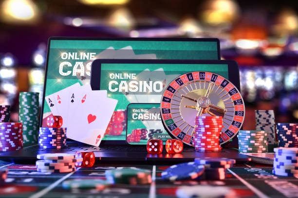 Sugar Rush slot game interface showing candy symbols and cascading reels on crystaltogel